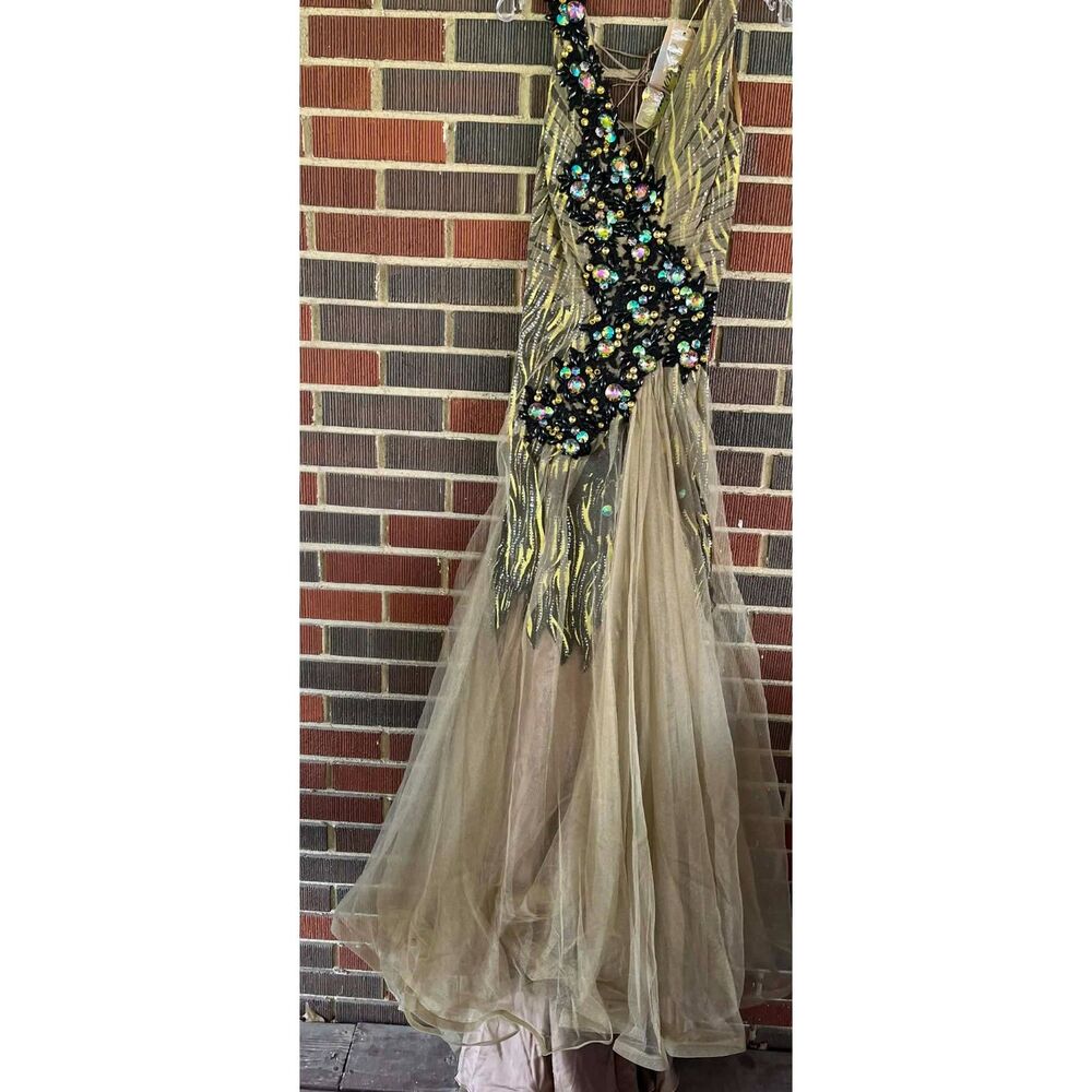Jianini Haute Couture Sequin Prom Dress NEW